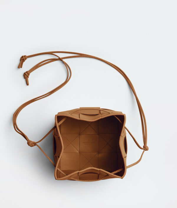 Small Cassette Bucket