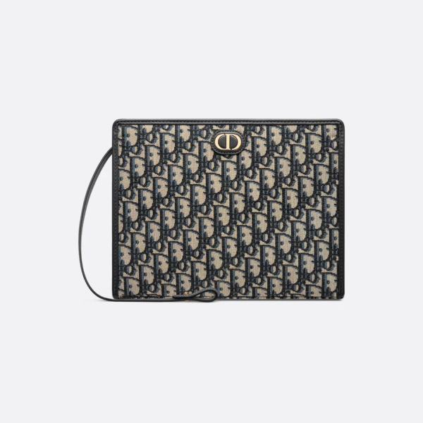 30 Montaigne Dea Pouch