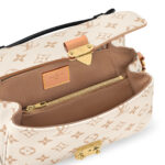 Pochette Métis East West