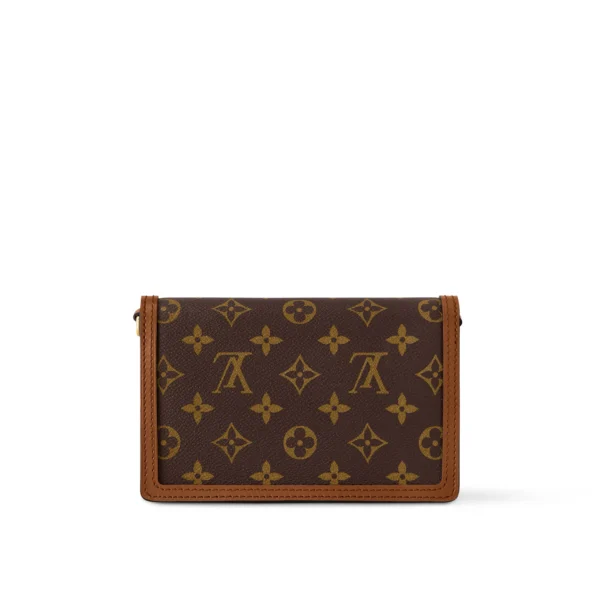 Dauphine Chain Wallet