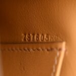 Swift Kelly Pochette Clutch Biscuit